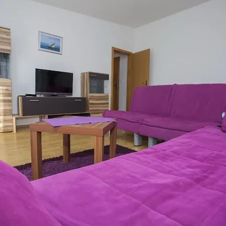 Alma In Apartment Makarska