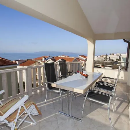 Apartment Alma In